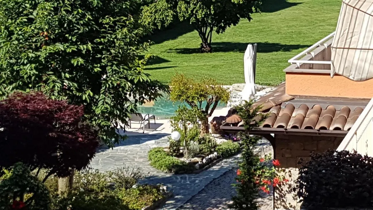 B&B Le Palme Appiano Gentile 3*,  Italy